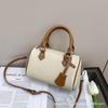 Bolsa de Mão com Design de Nicho Feminina 2025 Nova Cor Contrastante Bolsa Almofada Boston Versátil Casual Ombro Transversal