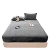 Novo Conjunto de Três Peças com Saia de Cama e Fronhas de Lã de Leite para Aquecimento de Inverno Cor Sólida Simples Uso Doméstico Protetor de Colchão Totalmente Fechado