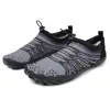 Sapatos de vadeio antiderrapantes para adolescentes, sapatos para rastreamento de riachos ao ar livre, novos sapatos de malha respirável de verão para homens, sapatos de praia leves com sola macia