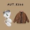 Jaqueta de Couro Forrada com Fleece Infantil Estilo Inverno 2026 Primavera e Outono Jaqueta de Couro com Gola Reversível para Meninos Estilo Coreano Jaqueta de Motociclista para Meninos