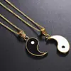 Nuevo collar con colgante de cruz de circonita cuadrada de hip-hop transfronterizo con personalidad punk europea y americana para hombres y mujeres.