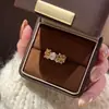 Anel de Flor de Íris com Zircônia Cor de Ovo de Pombo, conjunto de flores do mesmo estilo em Prata de Lei S925, Anel de Dedo de Nicho de Alta Qualidade para Mulheres, Novo Produto