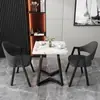 Mesa y sillas de reunión de estilo nórdico, moda italiana, lujo ligero; mesa de recepción y negociación de negocios de alta gama, mesa de ocio para patio