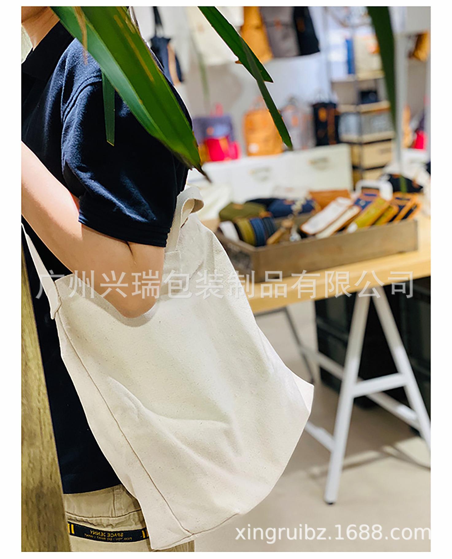 大容量男士帆布斜挎包_06.jpg