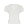 Camisa Corta Juvenil Estilo Francés con Parches de Encaje, Cuello en V, Mangas Cortas Abullonadas, Ajustada al Cuerpo con Botones y Ceñidor en la Cintura