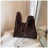 Bolsa de Ombro Grande Capacidade para Comutador sob o Braço Comércio Exterior Feminina Outono e Inverno 2024 Nova Moda Nicho Bolsa Tote