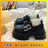 Zapatos de cuero vintage versátiles que aumentan la altura, nuevos mocasines de suela gruesa estilo británico para mujer petite, primavera/otoño 2025