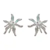 Brincos de Pétala Doces Versáteis da Moda Galvanizados a Ouro Real Design Minimalista Único Brincos Frescos e Simples