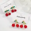 Populares Lindos y Dulces Pendientes de Fruta de Cereza Simulada, Nuevos Exquisitos y Compactos Pendientes Estilo Cereza
