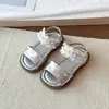 Sandalias para Niñas 2026 Nuevos Llegados de Verano Zapatos de Playa de Suela Suave para Niños Sandalias de Encaje Abiertas para Niñas Zapatos Casuales