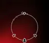 Pulseira de Cabacinha Banhada a Ouro de Alto Padrão para Mulheres, Estilo Chinês, Luxo Leve, Fecho Ruyi, Vermelho de Ano Novo, Pulseira da Moda e Sofisticada