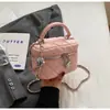 Bolso pequeño de hombro versátil para mujer 2026 transfronterizo, nuevo y elegante bolso de mano con cadena, elegante bolso cruzado