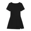 Comércio Exterior 2026 Primavera Novo Estilo Europeu e Americano Moda Feminina Sexy Hot Girl Cor Sólida Fenda Lateral Malha Manga Curta Top