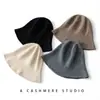 Chapéu de tricô de cashmere estilo coreano chapéu de pescador versátil para mulheres faz o rosto parecer menor chapéu balde outono e inverno chapéu balde quente da moda