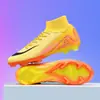 Nuevos zapatos de fútbol transfronterizos para estudiantes hombres y mujeres, zapatos de fútbol TF con tacos largos para césped artificial de la Copa de Europa, en stock para venta al por mayor