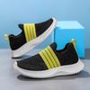 Sapatos Infantis Meninos Tênis de Tela Simples Verão Respirável Slip-On Solado Macio Casual Tênis de Corrida Infantil Atacado