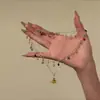 Colar Empilhado de Pérolas Coração Vermelho "Coração Brilhante", Colar Nicho de Luxo Acessível, Corrente Clavicular Retrô para Mulheres