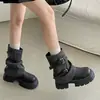 Botas de tornozelo, estilo patchwork de couro, com sola grossa, salto grosso, perna larga, novo estilo 2026, botas estilo Martin com fivela dupla, estilo britânico feminino, botas curtas que emagrecem