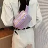 Bolsa de Cintura Feminina Embossada, Colorida e da Moda, Bolsa de Peito, Mini Bolsa de Maquiagem Exquisita e Leve para Passeios, Nova Modelo 2026 Bolsa de Armazenamento