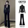 Conjunto deportivo negro para mujer, nuevo modelo otoño 2026, conjunto de fitness de dos piezas, conjunto completo de yoga para primavera y otoño