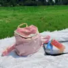 Mochila Estilo Universitario para Mujer 2026 Nueva Moda Primavera y Verano Mochila Pequeña de Viaje Mochila Versátil para el Trabajo