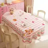 Mantel de dibujos animados, impermeable y a prueba de aceite, no lavable, mantel de mesa de centro estilo ins, nuevo modelo 2026, lujo ligero, sensación de alta gama, tapete de mesa de PVC