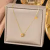 [Collar + Pulsera + Pendientes] Diseño de Nicho Personalizado Europeo y Americano Transfronterizo Conjunto de Joyería de Acero de Titanio Estilo Frío Venta al por Mayor