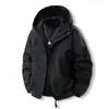 Nova Jaqueta Outdoor Estilo Americano para Homens, Primavera e Outono, Jaqueta de Caminhada à Prova de Vento e Impermeável, Jaqueta com Capuz para Casais para Homens