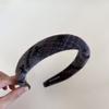 Faixa de cabelo alta com estampa de lã xadrez Maillard Outono e Inverno Novo estilo Temperamento Faixa de cabelo prensada de aba larga Retro Grampo de cabelo combinado