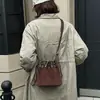 Bolsa Saco Patchwork de Couro Fosco 2026 Nova Camurça Couro Genuíno Cordão Transversal Pequena Bolsa Retro Nicho de Ombro