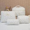 Bolsa de Cosméticos Acolchada de Fresa de Gran Capacidad para Mujer, Bolsa de Almacenamiento Portátil Ultraligera, Neceser Estilo Ins, Bolsa de Algodón, Bolsa de Almacenamiento