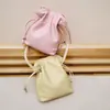 Bolsa Feminina 2026 Nova Bolsa de Celular com Cordão Nuvem Bolsa Feminina de Couro Genuíno Bolsa da Sorte Moda Versátil Bolsa Transversal de Ombro
