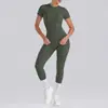 Conjunto de dos piezas de canalé ajustado bestseller transfronterizo con cuello redondo, mangas cortas, mallas de yoga ajustadas, atuendo deportivo de Pilates y fitness para mujer
