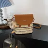 2026 Verano Nuevo Estilo Rayas Arcoíris Gran Capacidad Moda Tejido de Paja Personalizado Hombro Cruzado Pequeño Cuadrado de Moda