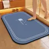 Alfombrilla de Piso Simple de Tierra de Diatomeas de Trébol de Cuatro Hojas, Alfombrilla de Pie para Baño Absorbente de Agua de Secado Rápido, Felpudo Resistente a la Suciedad para Entrada, Disponible para Venta al por Mayor