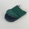 En stock rojo poliéster pico de pato microondas horno guantes aislantes del calor acolchado de doble cara barbacoa alta temperatura resistente anti-quemaduras guantes personalizados