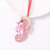Regalos Promocionales Navideños Caballo Marino Pedrería Colgante de Metal Escena de Animal Marino Colgante para Árbol de Navidad Al por Mayor