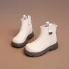 Botas Martin Estilo Britânico Retrô para Meninas 2026 Outono/Inverno Novas Botas Confortáveis de Solado Macio para Crianças de Meia-Idade e Mais Velhas Botas de Cano Único