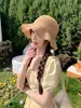 Chapéu de Sol de Verão Feminino com Aba Larga Chapéu de Pescador Tricotado em Onda Estilo Japonês de Alta Qualidade Chapéu de Sol para Férias na Praia à Beira-Mar