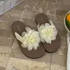 Venta especial de liquidación: Pantuflas para Mujer, Disponibles en Varios Tamaños y Estilos, Chanclas y Sandalias de Tira, Stock para Vendedores Ambulantes y Vendedores de Mercado Nocturno