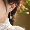 Aretes/Clip para Oreja de Jaspe de Jade Hetiano Natural con Oro de 14K, Diseño de Nicho, Moda Nacional, Lujo Ligero de Alta Gama