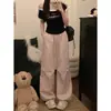 Foto real de los nuevos pantalones cargo de otoño 2026 con cintura elástica personalizada y cordón, bolsillos grandes, pierna recta, puños para mujer 19655