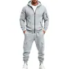 2026 Conjunto de Duas Peças Esportivo Masculino com Capuz Forrado de Lã, Bolsos Múltiplos, Roupa de Trabalho, Calça Jogger, Outono/Inverno Transfronteiriço
