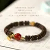 Pulsera Estilo Nuevo Chino para Mujer con Perlas de Madera de Agarwood Qinan Verde Yingge de Hainan, Jade Hetian y Ágata Roja del Sur