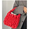 Nueva bolsa de terciopelo, bolsa tejida a mano DIY, bolso de mano de hilo hilado con núcleo de terciopelo de cristal, procesamiento personalizado y venta al por mayor OEM