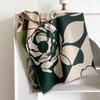 Bufanda térmica de cachemira para mujer, elegante y cómoda, con diseño de camelia en color a juego para otoño e invierno, chal con aire acondicionado