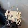 Exterior Única Súper Popular Bolso Pequeño Moda Femenina Versátil 2025 Nueva Llegada Bolso de Hombro Cruzado Retro Nicho Elegante Bolso Cuadrado Pequeño