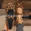 Zapatos de mujer de talla grande con estampado de leopardo y hebilla, nuevos de primavera y otoño, comercio exterior, moda europea y americana, versátiles, ligeros, venta al por mayor