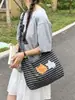 Bolsa de Tela Bordada con Dibujos Animados y Rayas de Moda para Niña 2026 Nueva Linda Casual Versátil Bolso Cruzado para Mujer