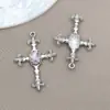 Popular Encaje Transfronterizo Blanco K Colgante de Diamante Chapado Aleación de Zinc Colgante de Cruz Pulsera DIY Llavero Accesorios de Joyería